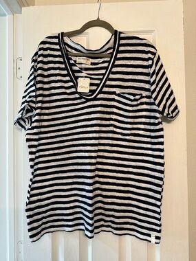 We The Free V-Neck Tee with Chest Pocket - Black & White NWT